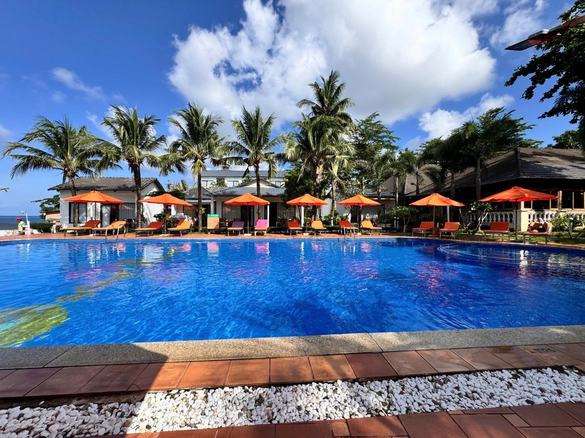 Orange Resort Дуонг-Донг Экстерьер фото
